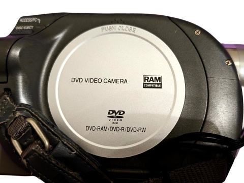 Kamera Panasonic VDR-D160 – Kamera DVD z 30x Zoom Optycznym