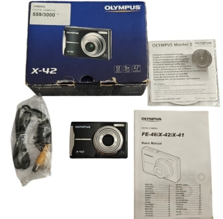Olympus X-42 – kompaktowy aparat cyfrowy 12 MP