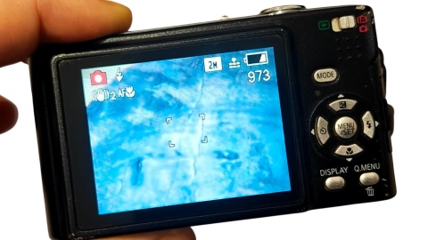 Panasonic Lumix DMC-FS3 – kompaktowy aparat cyfrowy 8.1 MP z obiektywem Leica